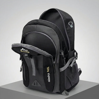 Cole | Wodoodporny Pojemny Plecak Trekkingowy 40L - Pootivo