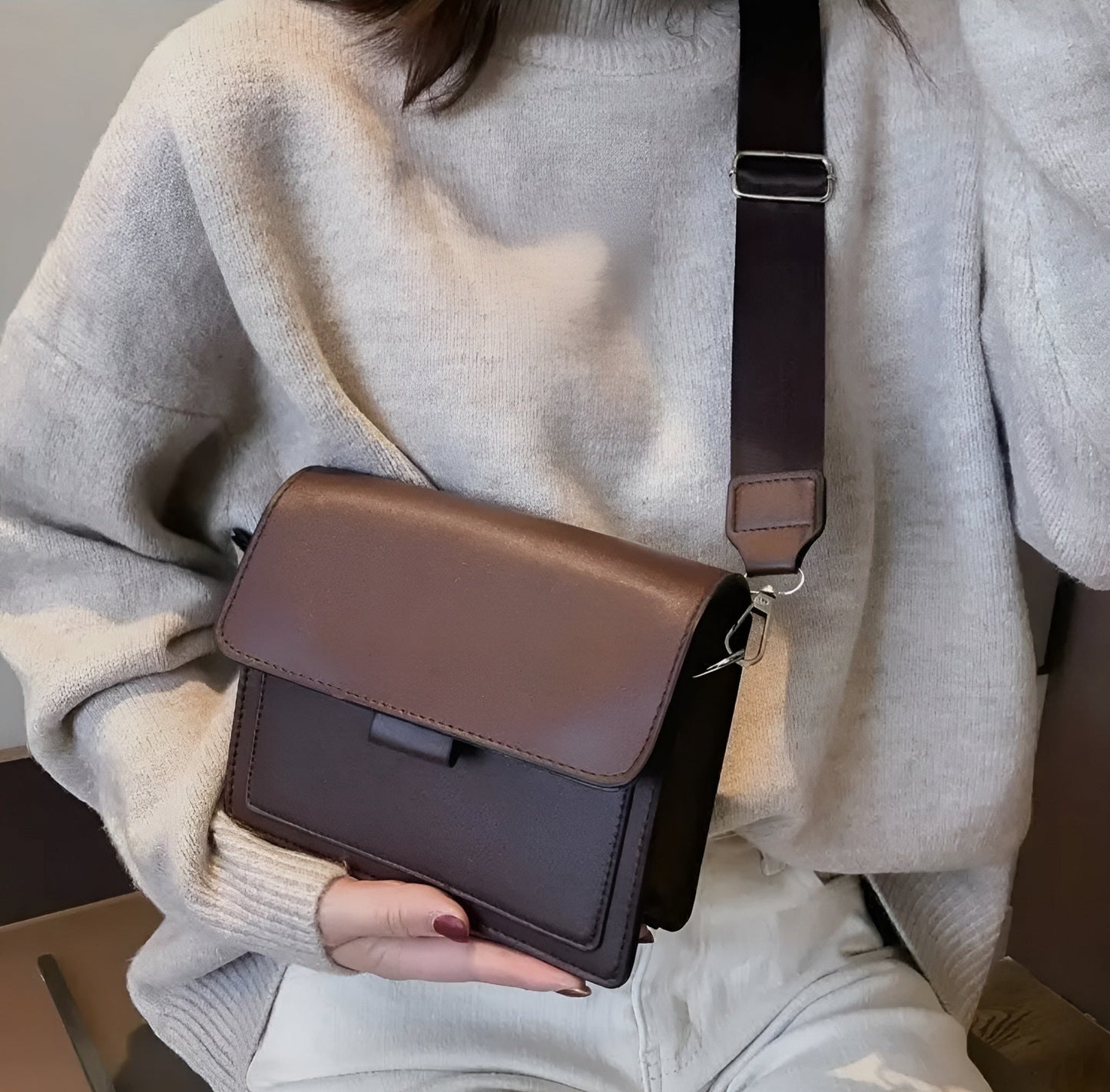 Margaux | Skórzana Torebka Crossbody z Szerokim Paskiem - Pootivo