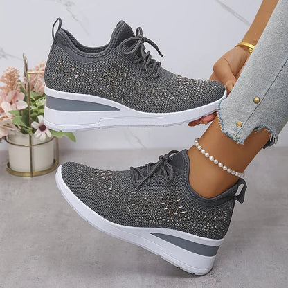 Stelvora Sneakersy Damskie z Kryształkami Rhinestone na Platformie – Modne Buty Sportowe ze Sznurowaniem - Pootivo
